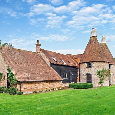 Court Lodge Oast Heathfield Dış mekan fotoğraf